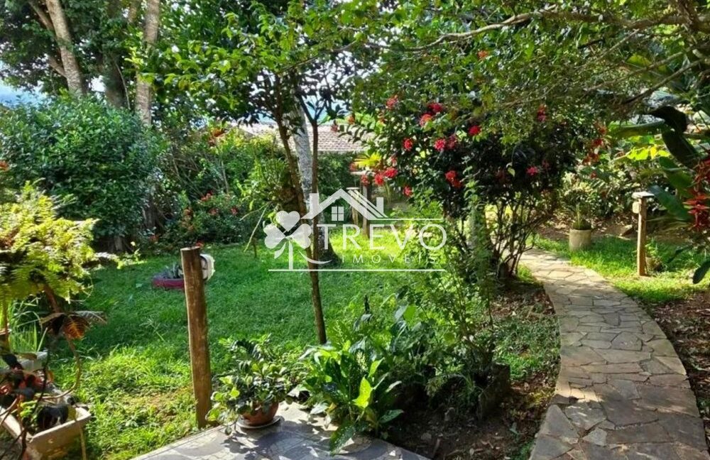 Charmosa-Residência-à-Venda-em-Ilhabela32