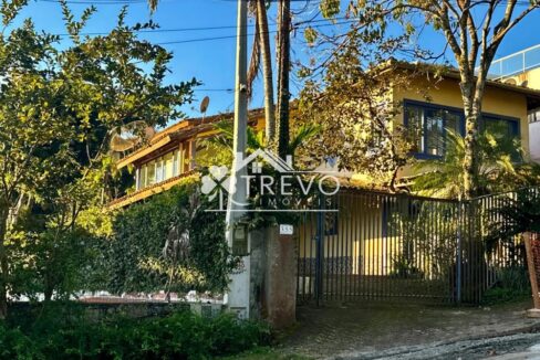 Charmosa-Residência-à-Venda-em-Ilhabela36