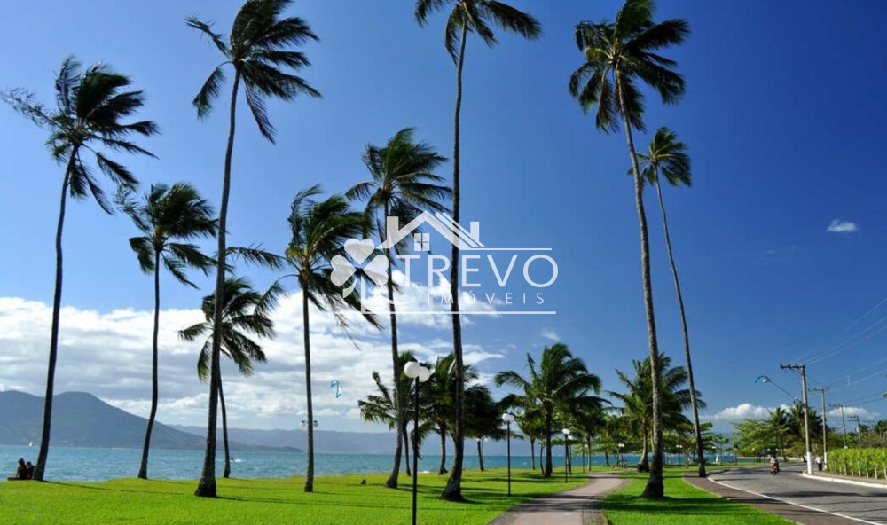 Charmosa-Residência-à-Venda-em-Ilhabela38