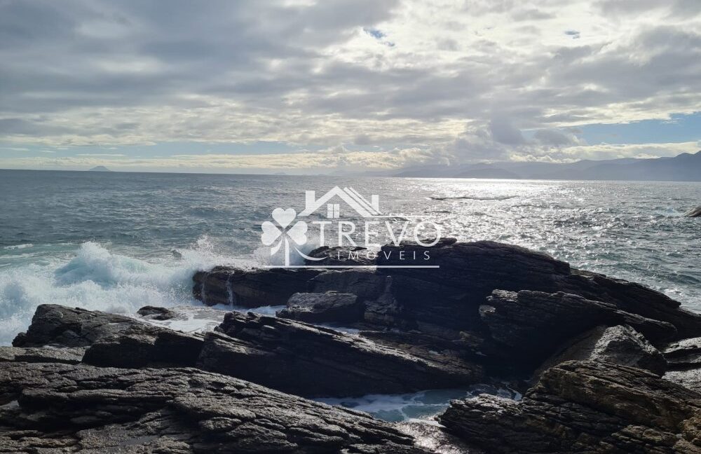 Linda-costeira-a-venda-em-Ilhabela14