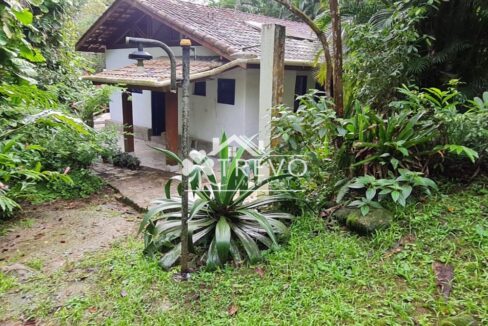 Linda-costeira-a-venda-em-Ilhabela17