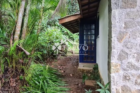 Linda-costeira-a-venda-em-Ilhabela28