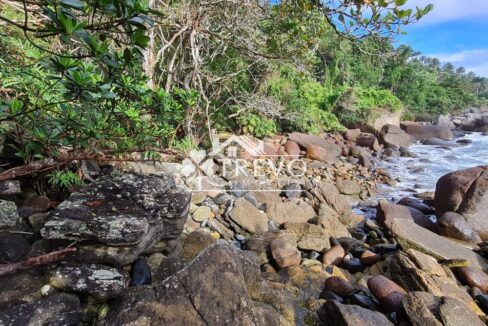 Linda-costeira-a-venda-em-Ilhabela34