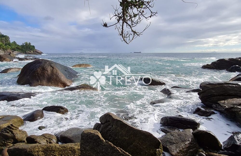 Linda-costeira-a-venda-em-Ilhabela36