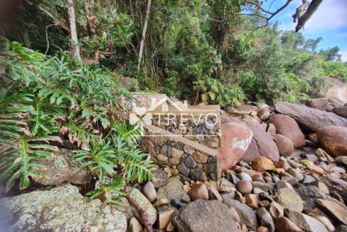 Linda-costeira-a-venda-em-Ilhabela4