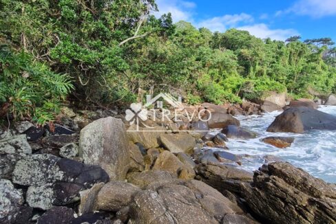 Linda-costeira-a-venda-em-Ilhabela40