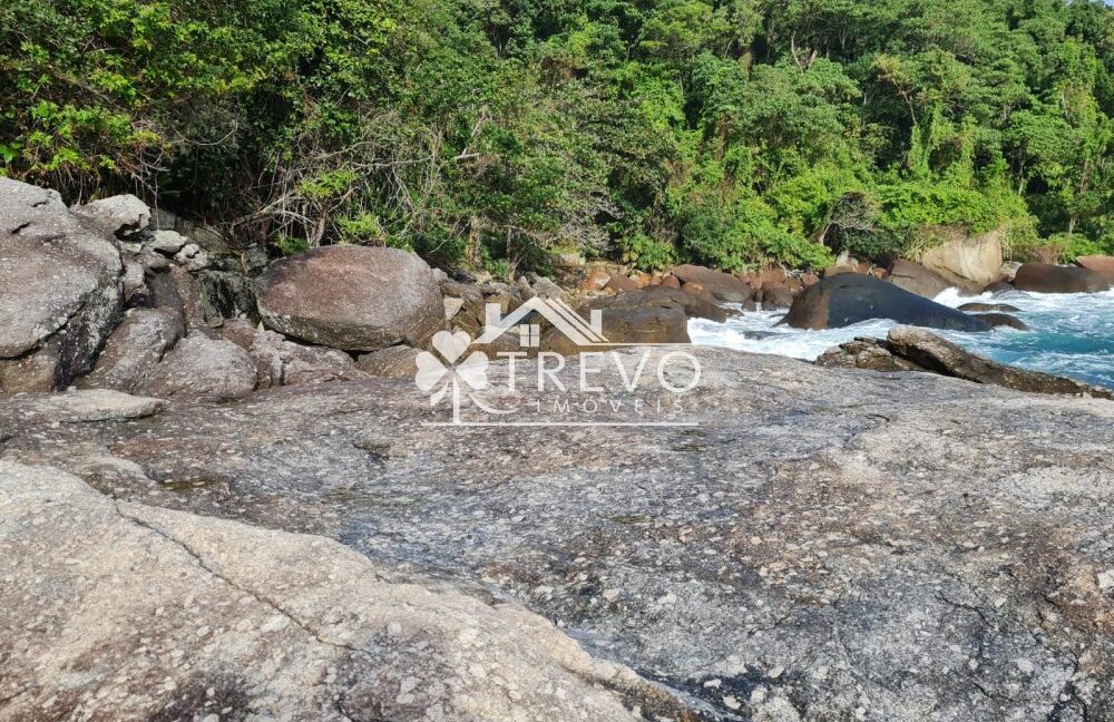 Linda-costeira-a-venda-em-Ilhabela7