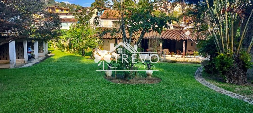 Casa colonial pertinho da praia