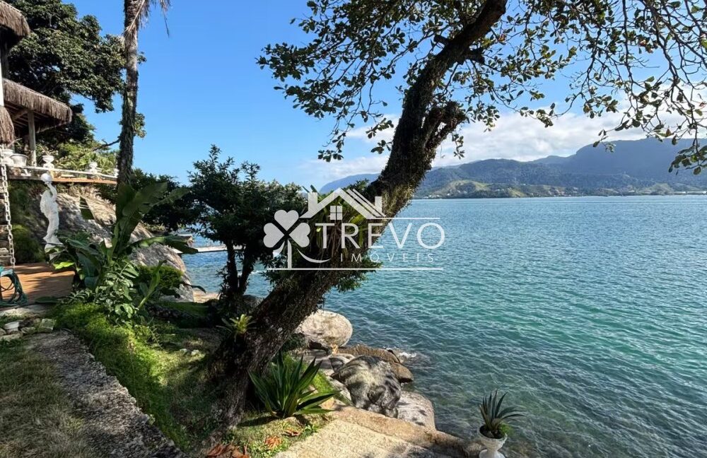 Casa-de-costeira-a-venda-em-Ilhabela12