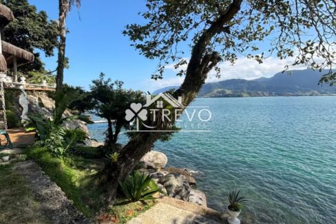 Casa-de-costeira-a-venda-em-Ilhabela12
