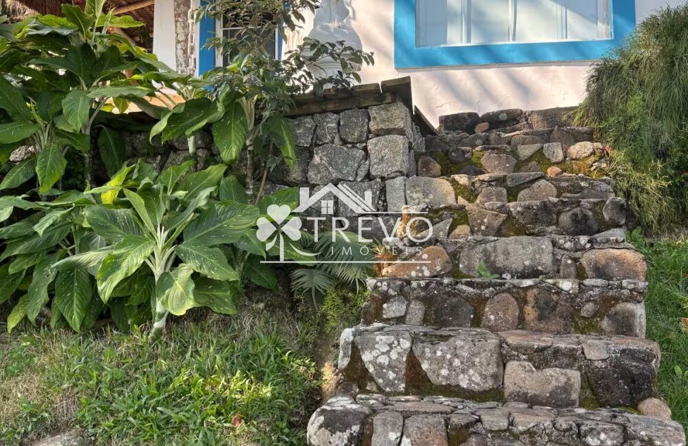 Casa-de-costeira-a-venda-em-Ilhabela15