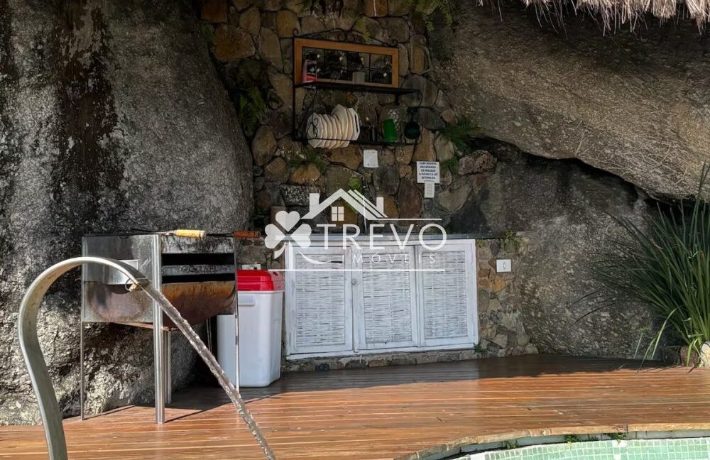 Casa-de-costeira-a-venda-em-Ilhabela17
